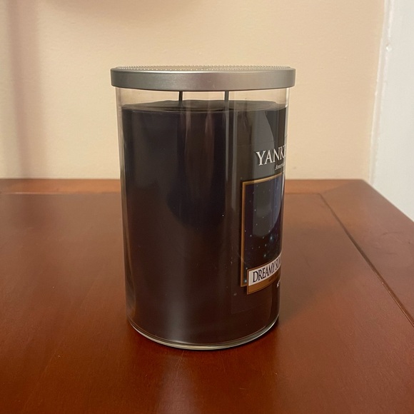 Yankee Candle DREAMY SUMMER NIGHTS Large Jar 2-Wick Candle Fresh 22 oz - Picture 3 of 8